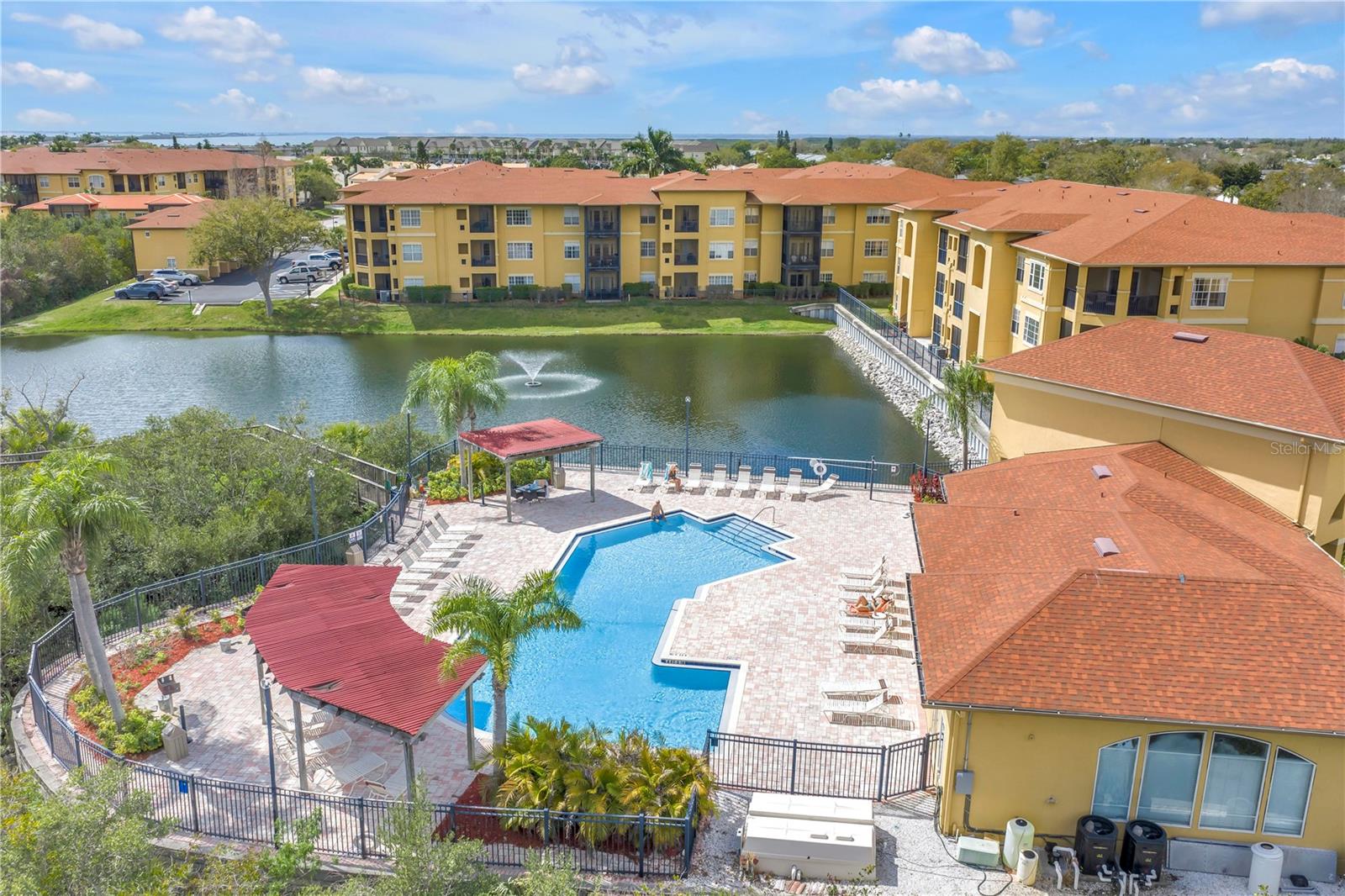 Image 40 of 54 For 4333 Bayside Village Drive 320