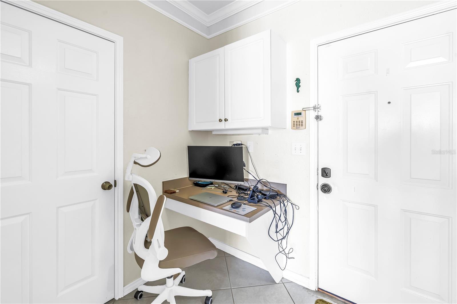 Image 7 of 54 For 4333 Bayside Village Drive 320