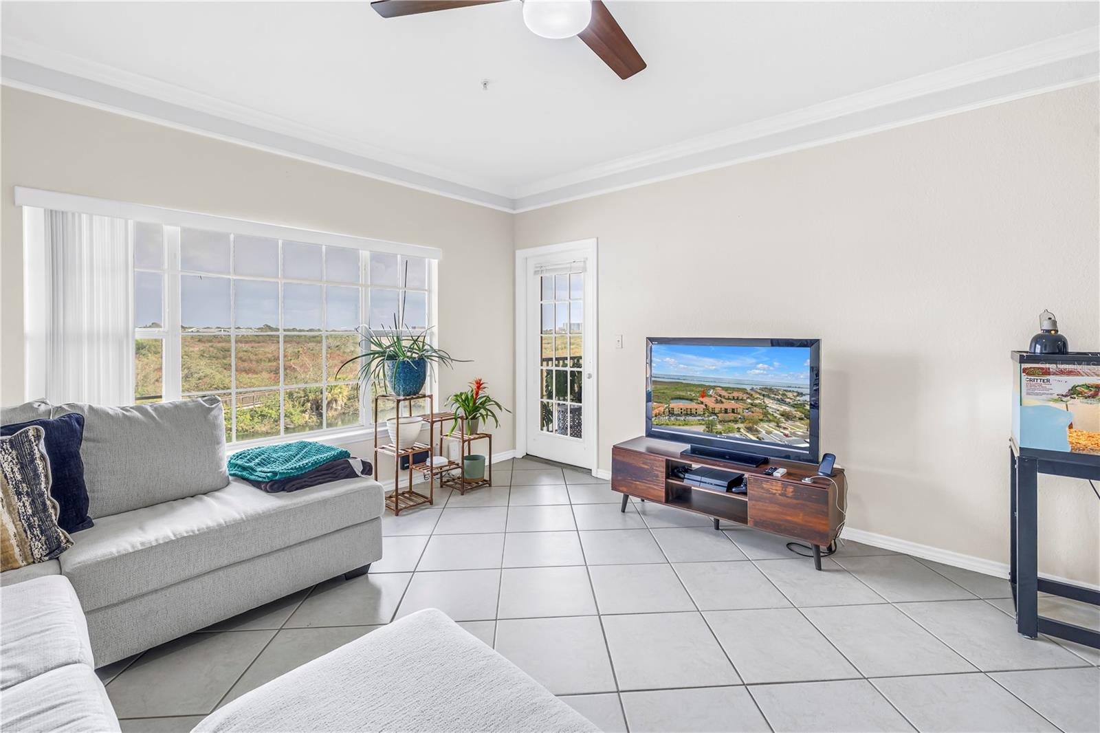 Image 8 of 54 For 4333 Bayside Village Drive 320