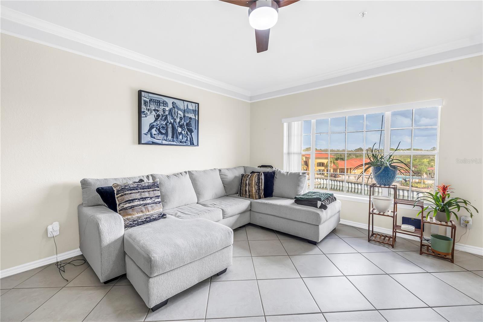 Image 9 of 54 For 4333 Bayside Village Drive 320