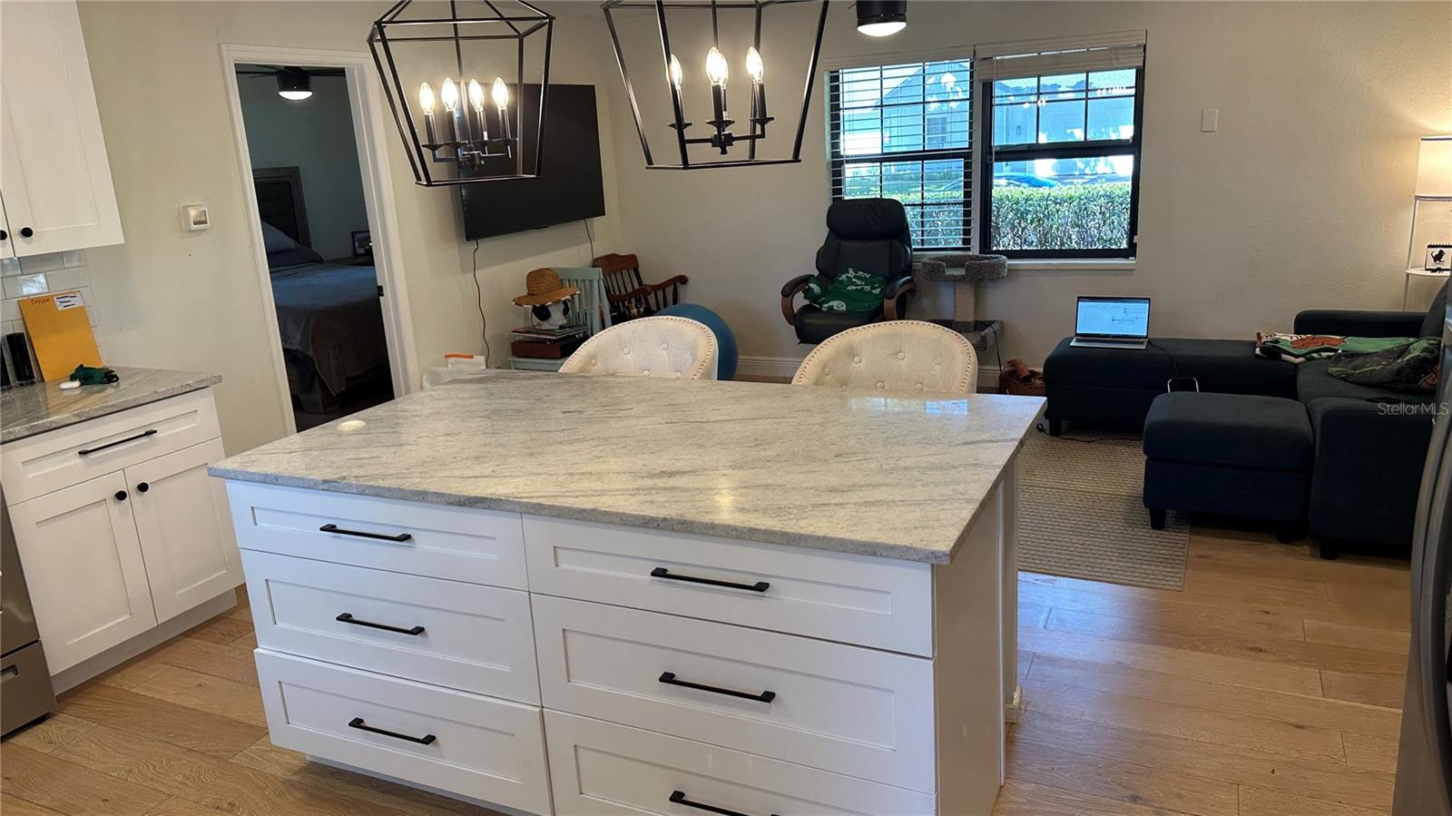 Image 5 of 26 For 1232 48th Avenue N