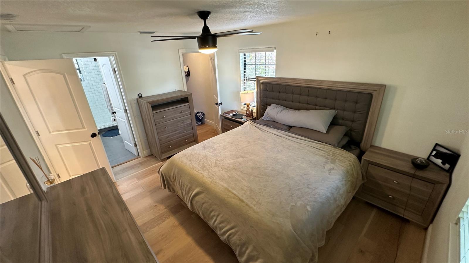 Image 7 of 26 For 1232 48th Avenue N