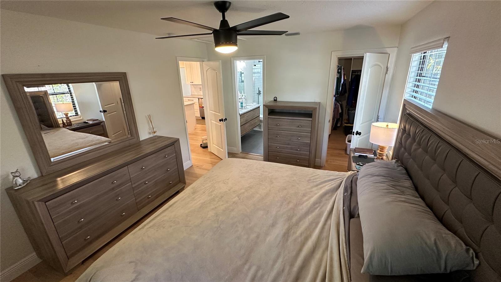 Image 8 of 26 For 1232 48th Avenue N