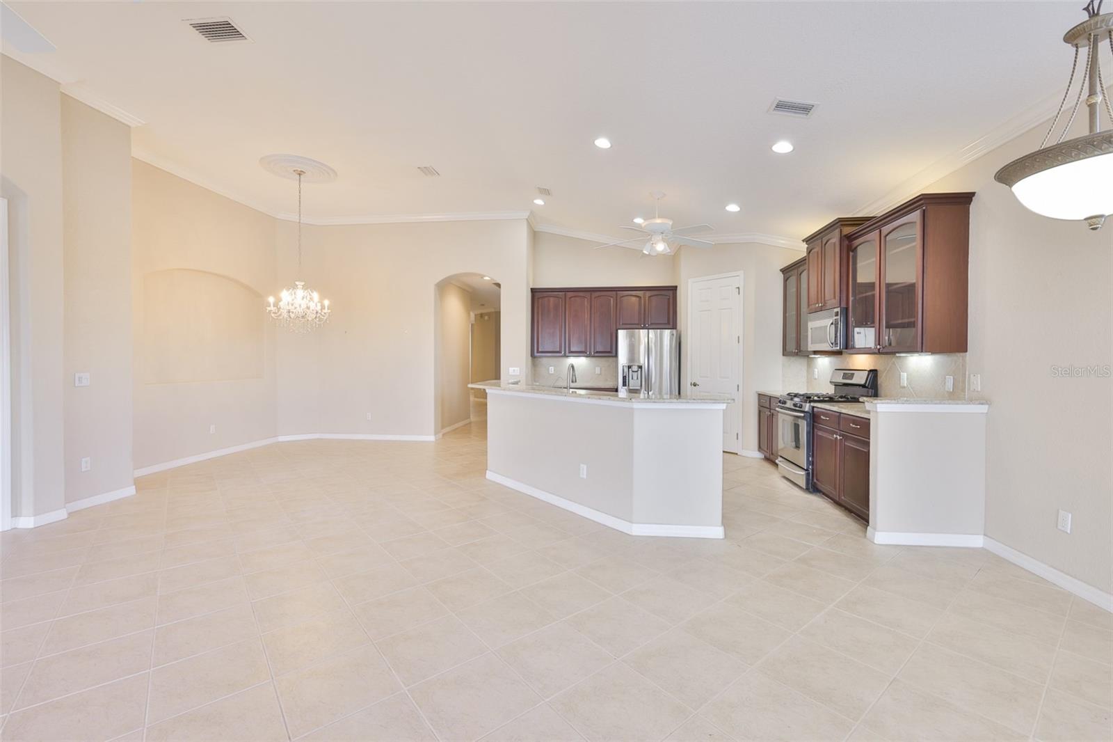 Image 14 of 57 For 1344 Emerald Dunes Drive