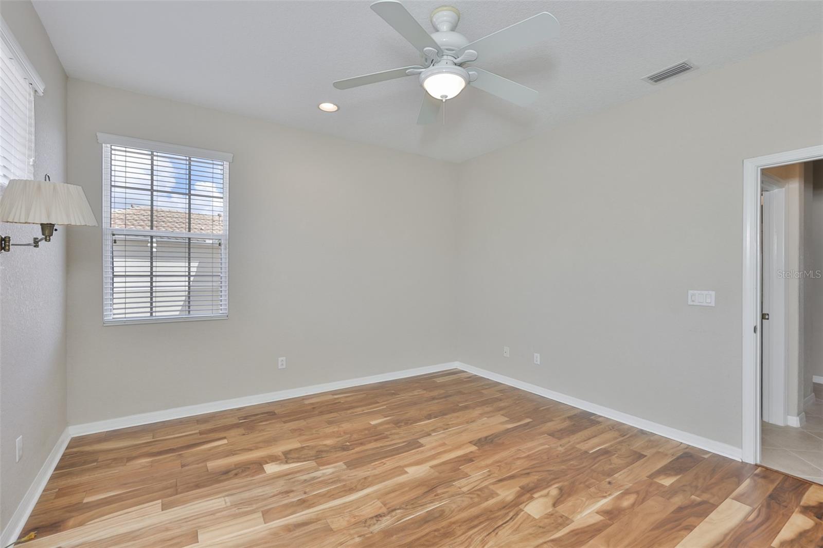 Image 33 of 57 For 1344 Emerald Dunes Drive