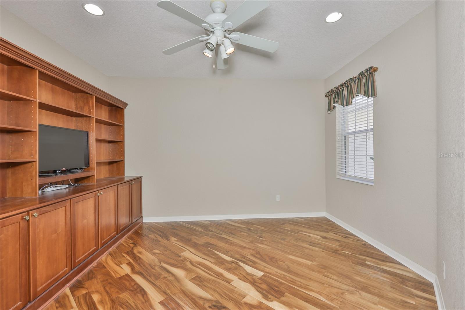 Image 44 of 57 For 1344 Emerald Dunes Drive