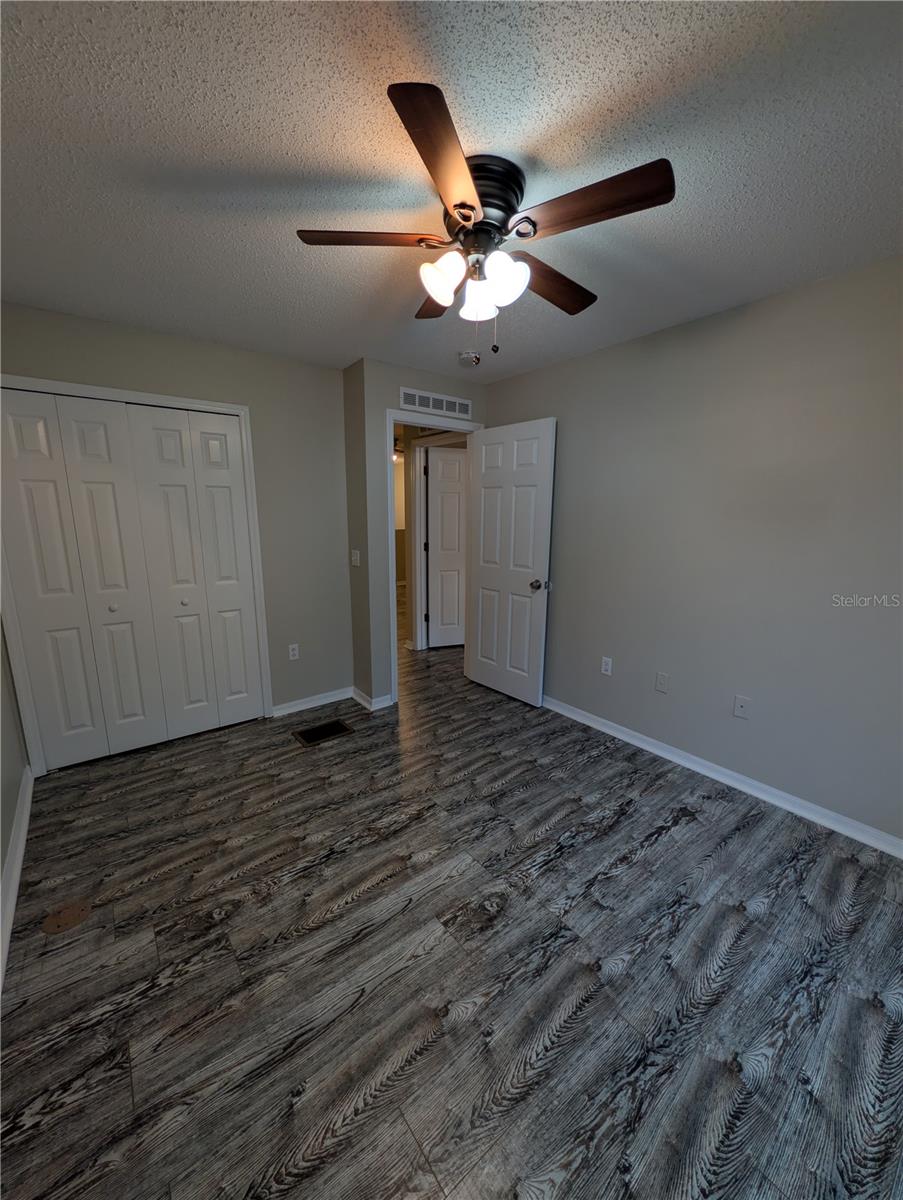 Image 20 of 23 For 4630 Ashburn Square Drive