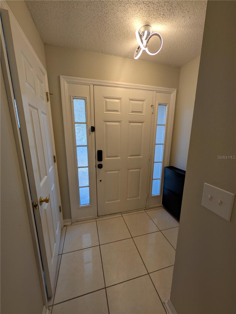 Image 3 of 23 For 4630 Ashburn Square Drive