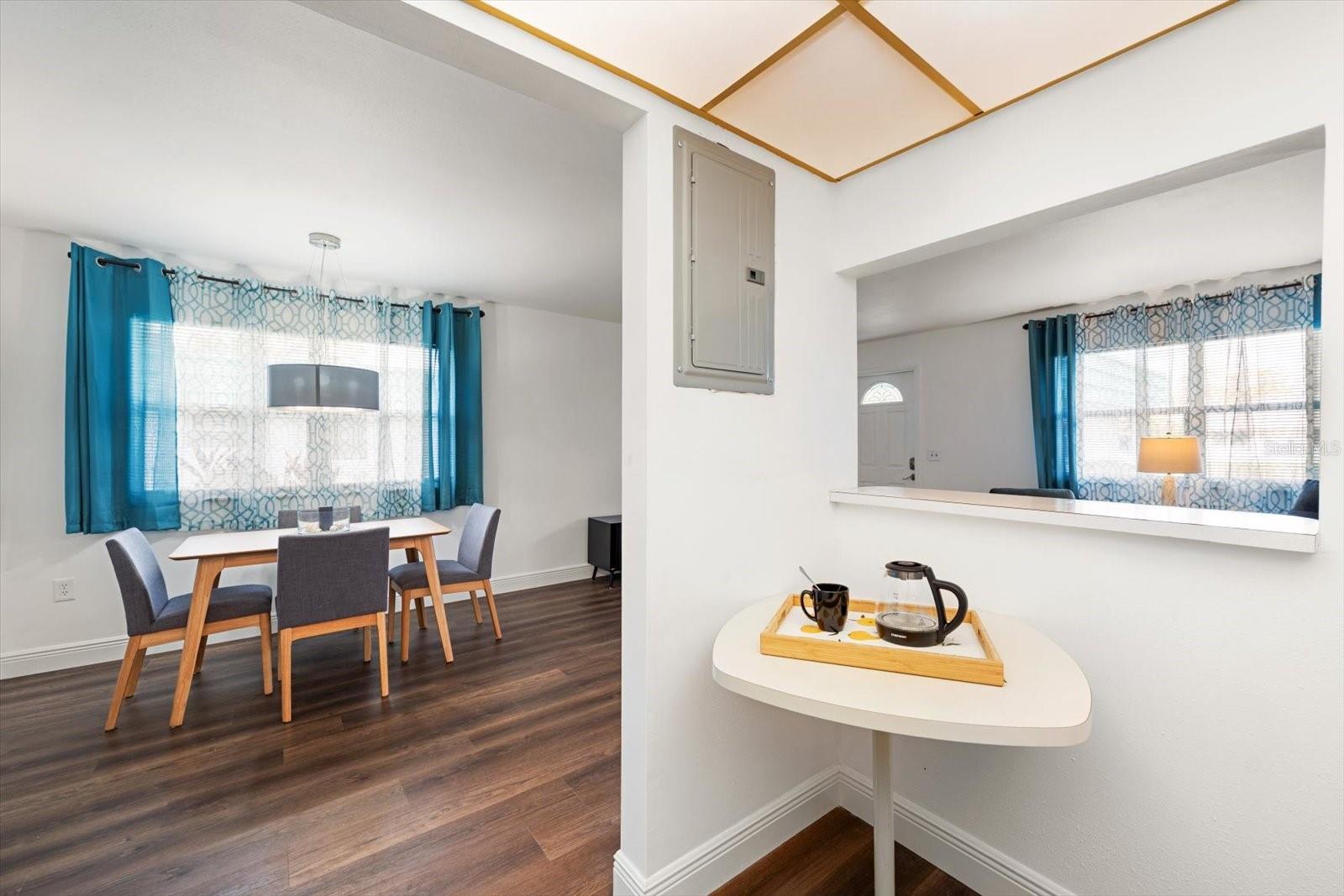 Image 12 of 40 For 205 Kings Boulevard 62