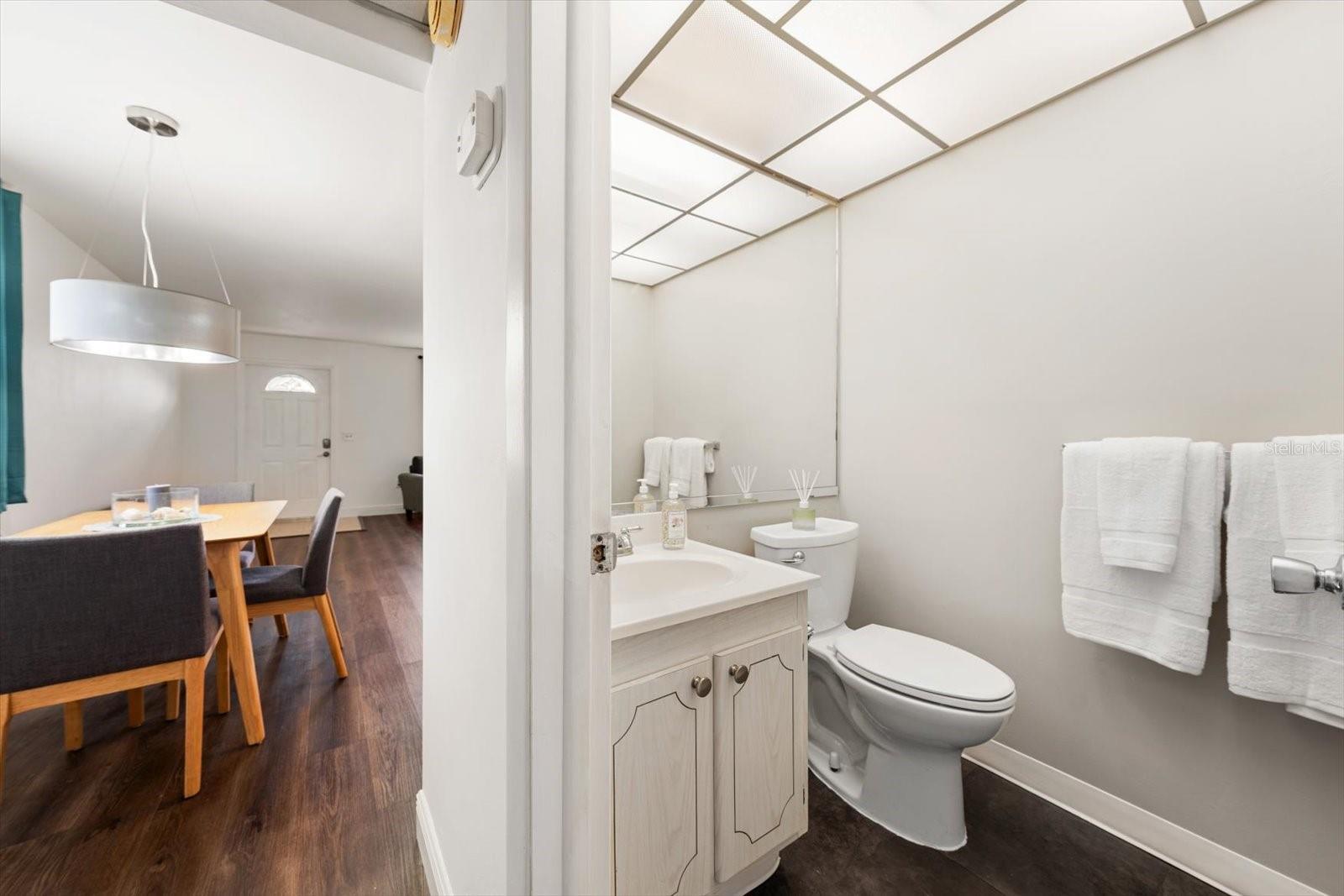 Image 14 of 40 For 205 Kings Boulevard 62