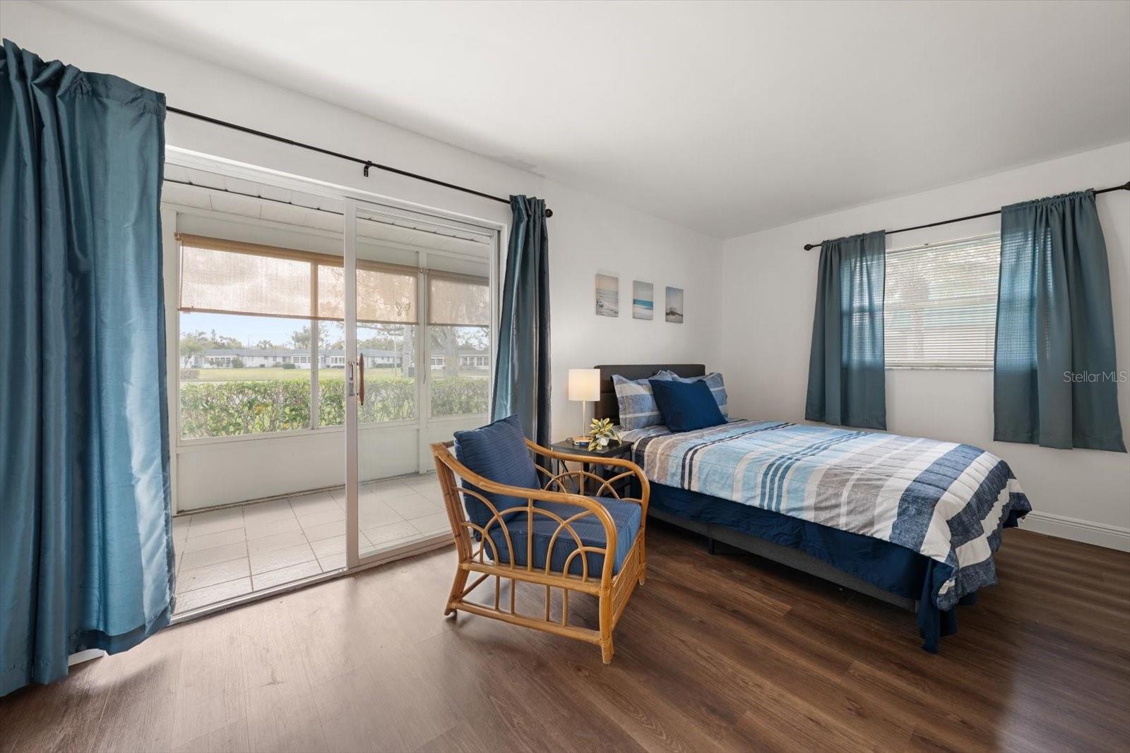 Image 18 of 40 For 205 Kings Boulevard 62