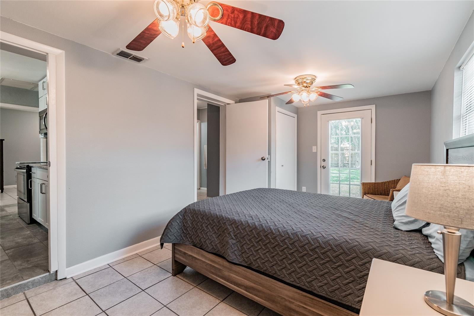 Image 11 of 29 For 3611 Anderson Avenue