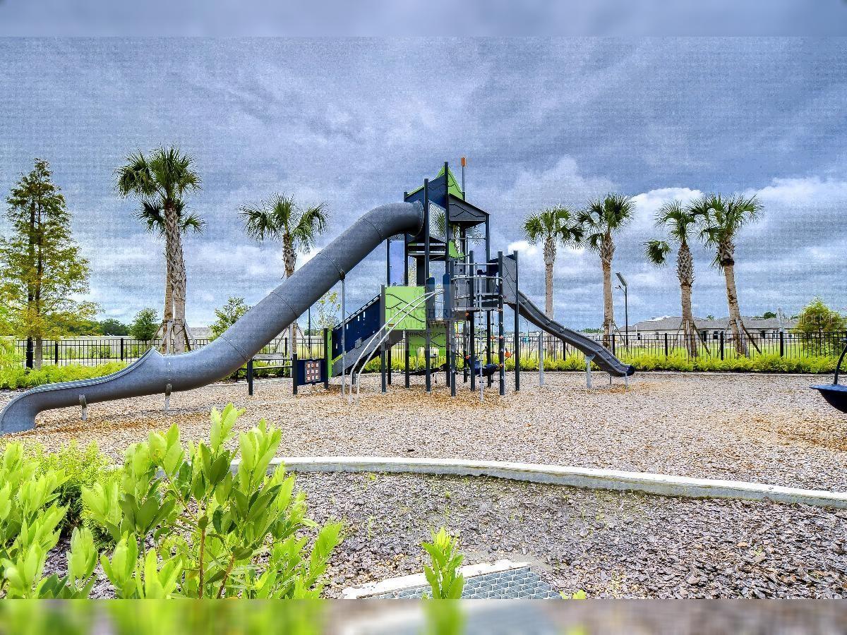 Image 25 of 30 For 1412 Tahitian Sunrise Drive