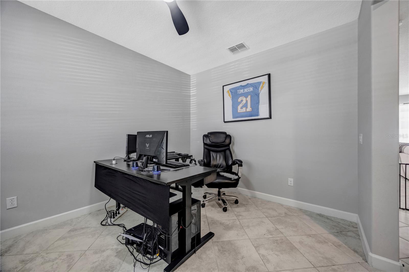 Image 22 of 72 For 13223 Satin Lily Drive