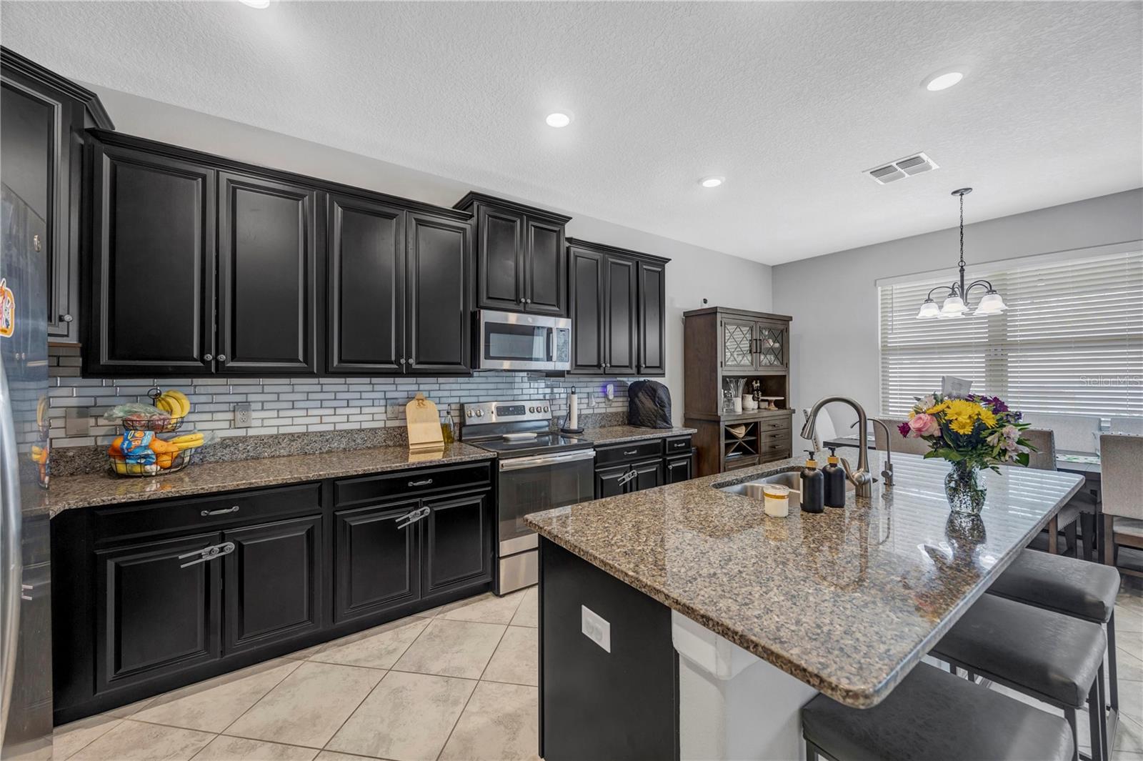 Image 25 of 72 For 13223 Satin Lily Drive