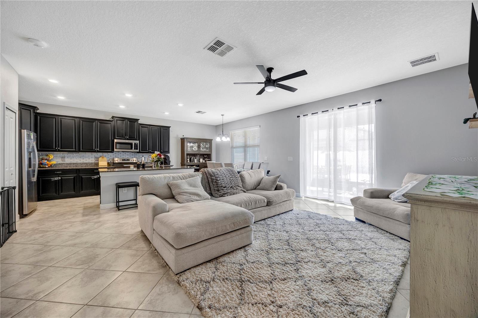 Image 28 of 72 For 13223 Satin Lily Drive