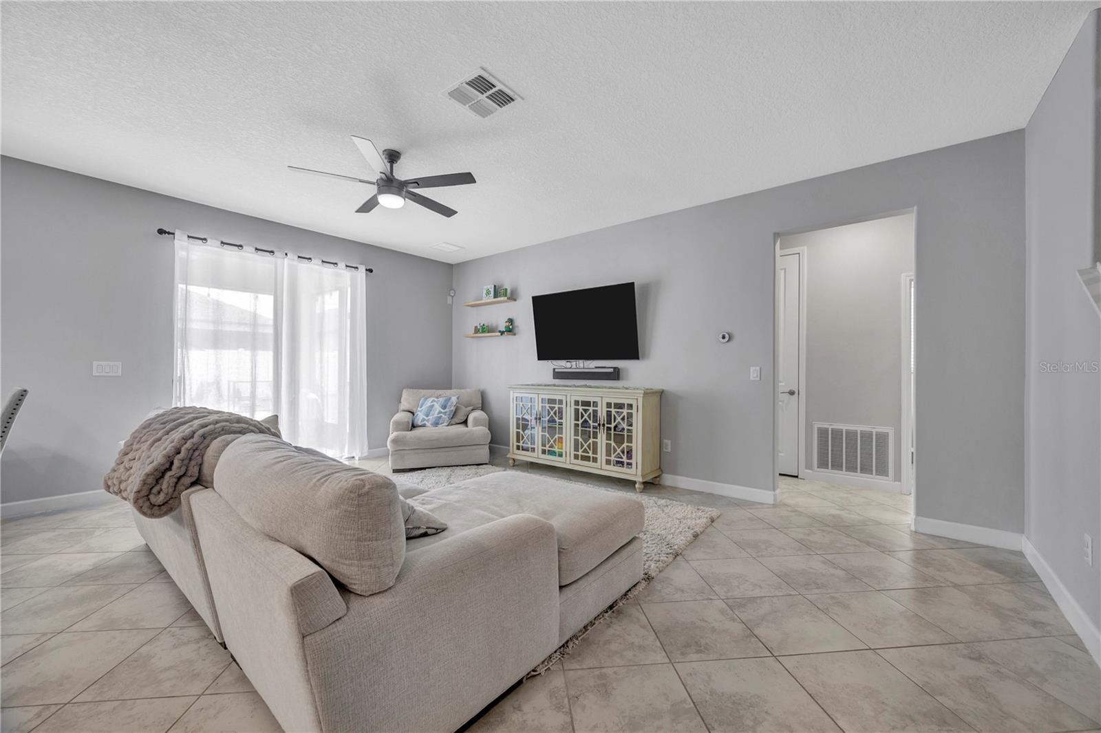 Image 29 of 72 For 13223 Satin Lily Drive