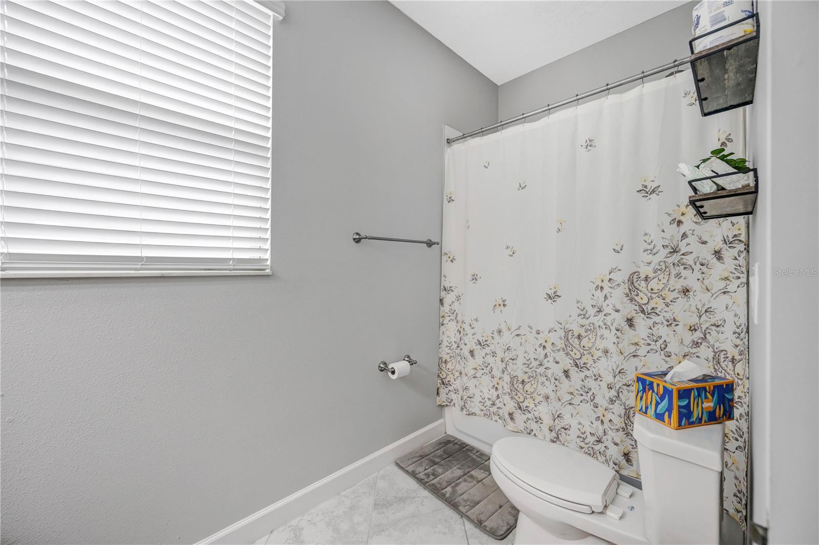 Image 34 of 72 For 13223 Satin Lily Drive