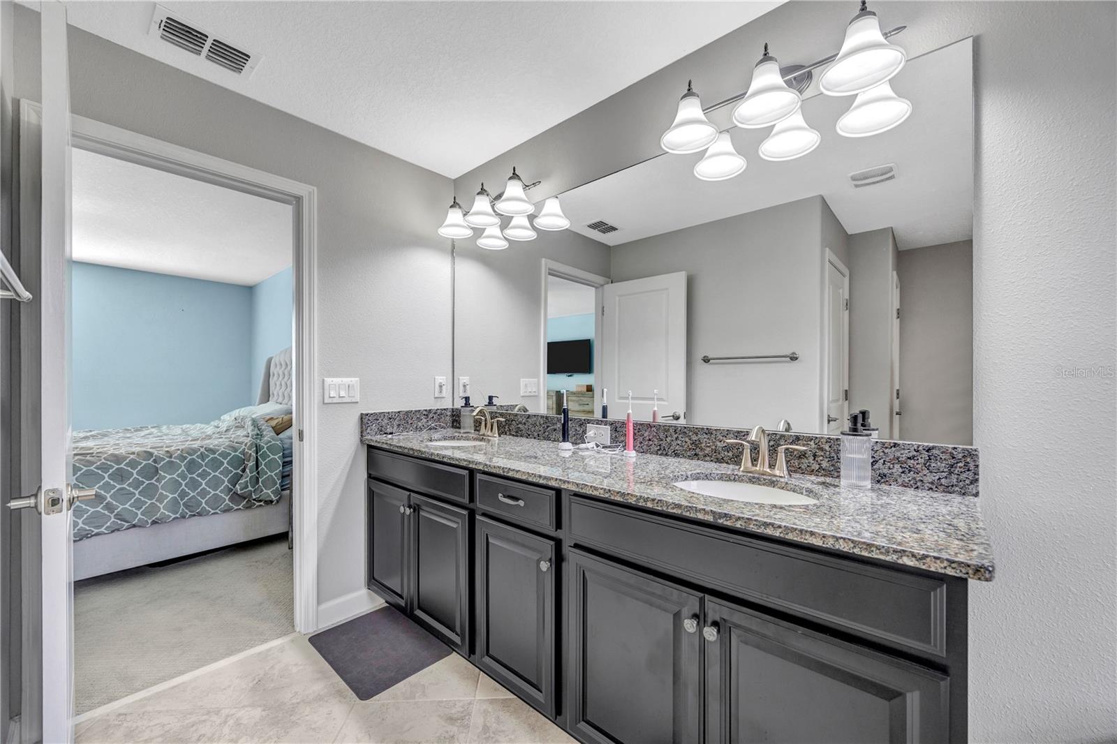 Image 48 of 72 For 13223 Satin Lily Drive