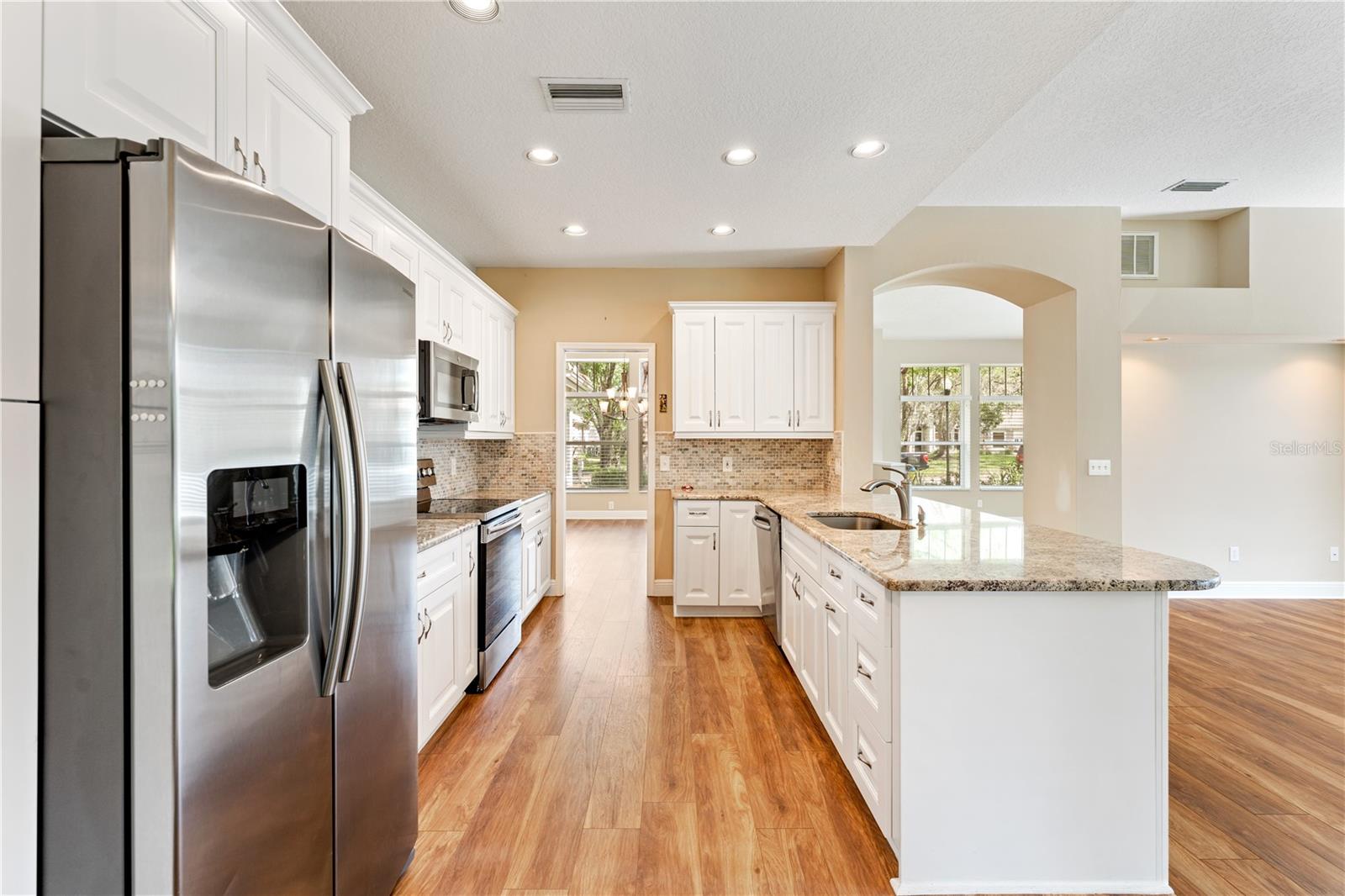 Image 15 of 98 For 17918 Holly Brook Drive