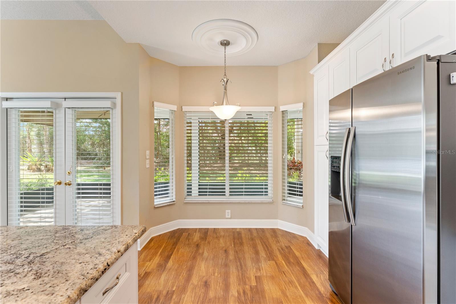 Image 19 of 98 For 17918 Holly Brook Drive