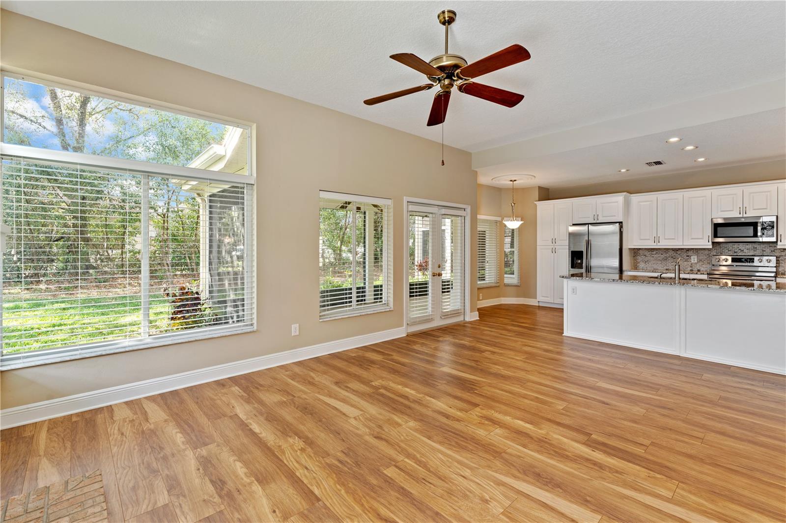 Image 22 of 98 For 17918 Holly Brook Drive