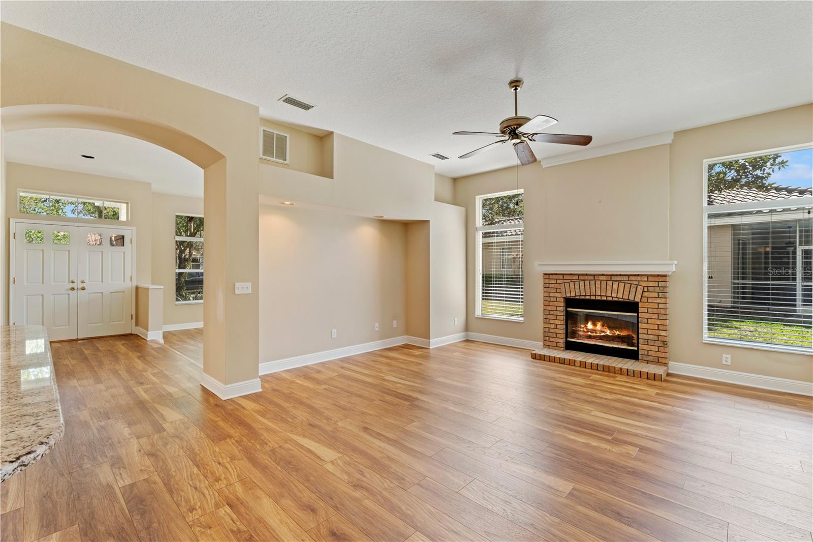 Image 24 of 98 For 17918 Holly Brook Drive