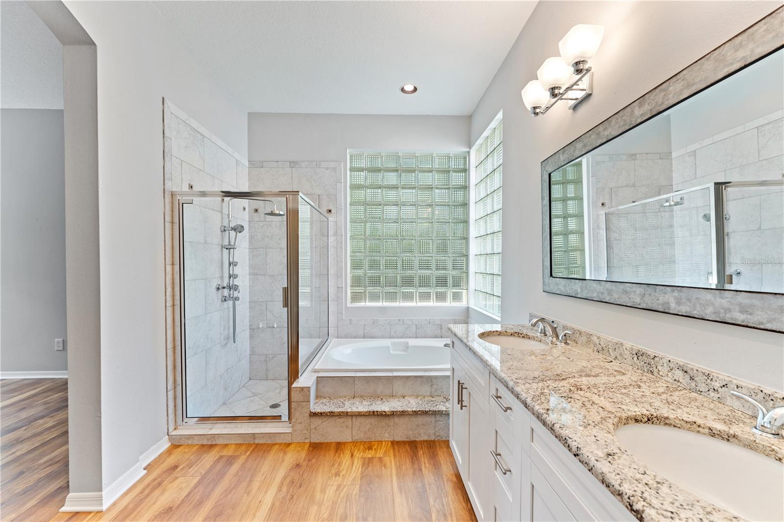 Image 33 of 98 For 17918 Holly Brook Drive