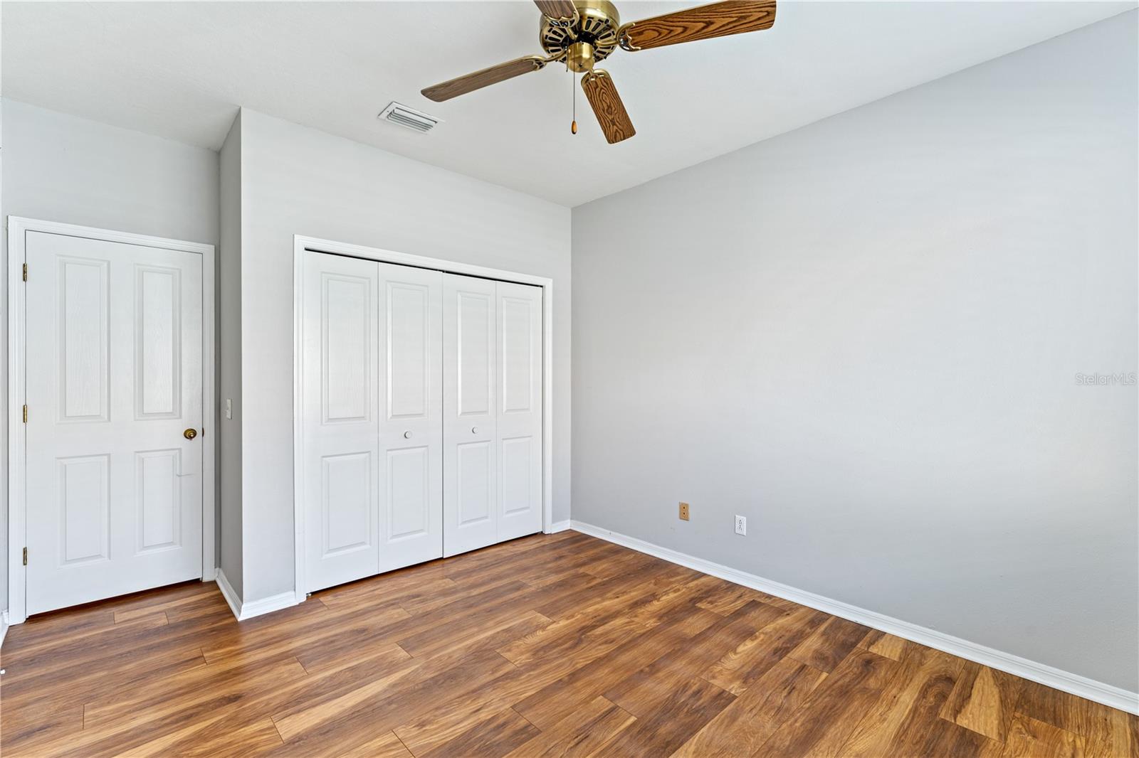 Image 46 of 98 For 17918 Holly Brook Drive