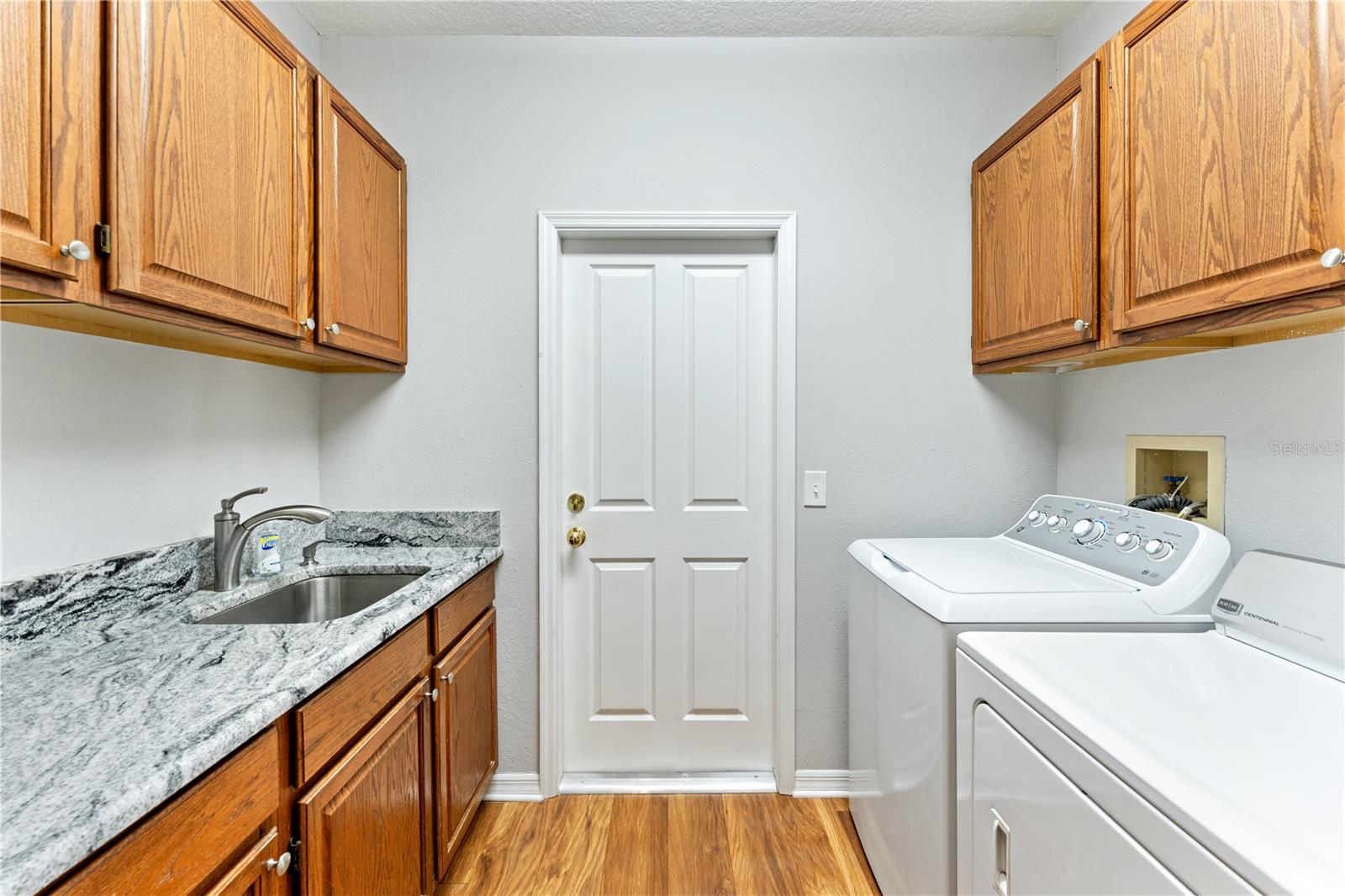 Image 47 of 98 For 17918 Holly Brook Drive