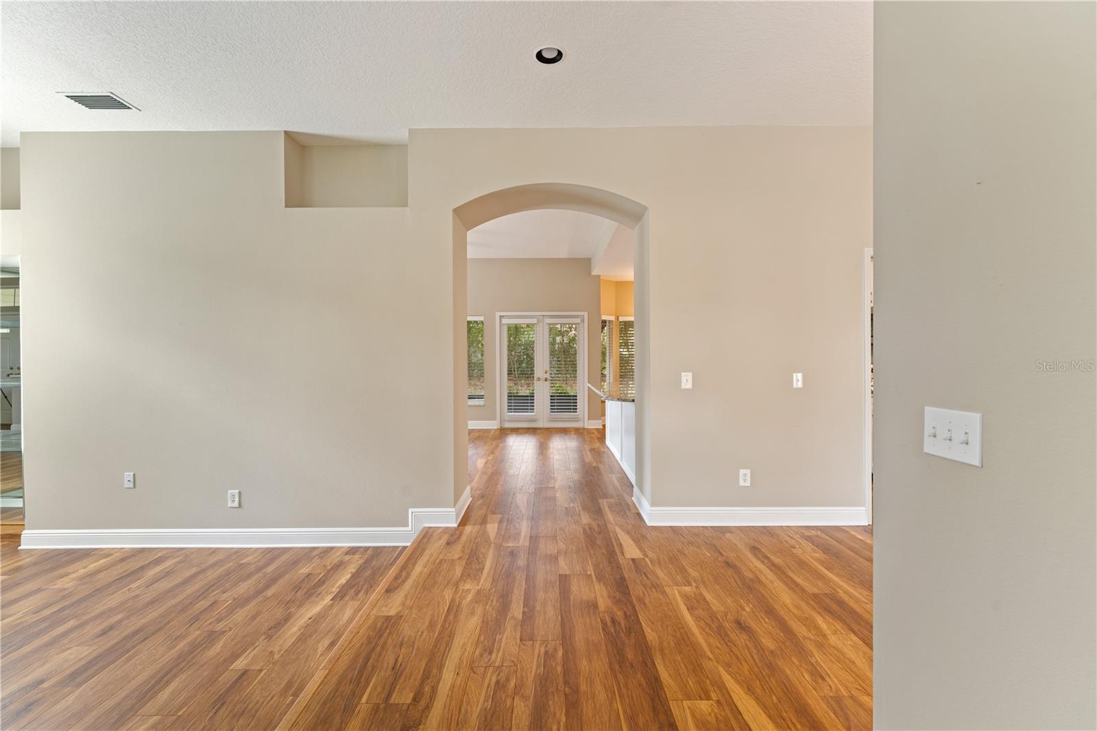 Image 5 of 98 For 17918 Holly Brook Drive