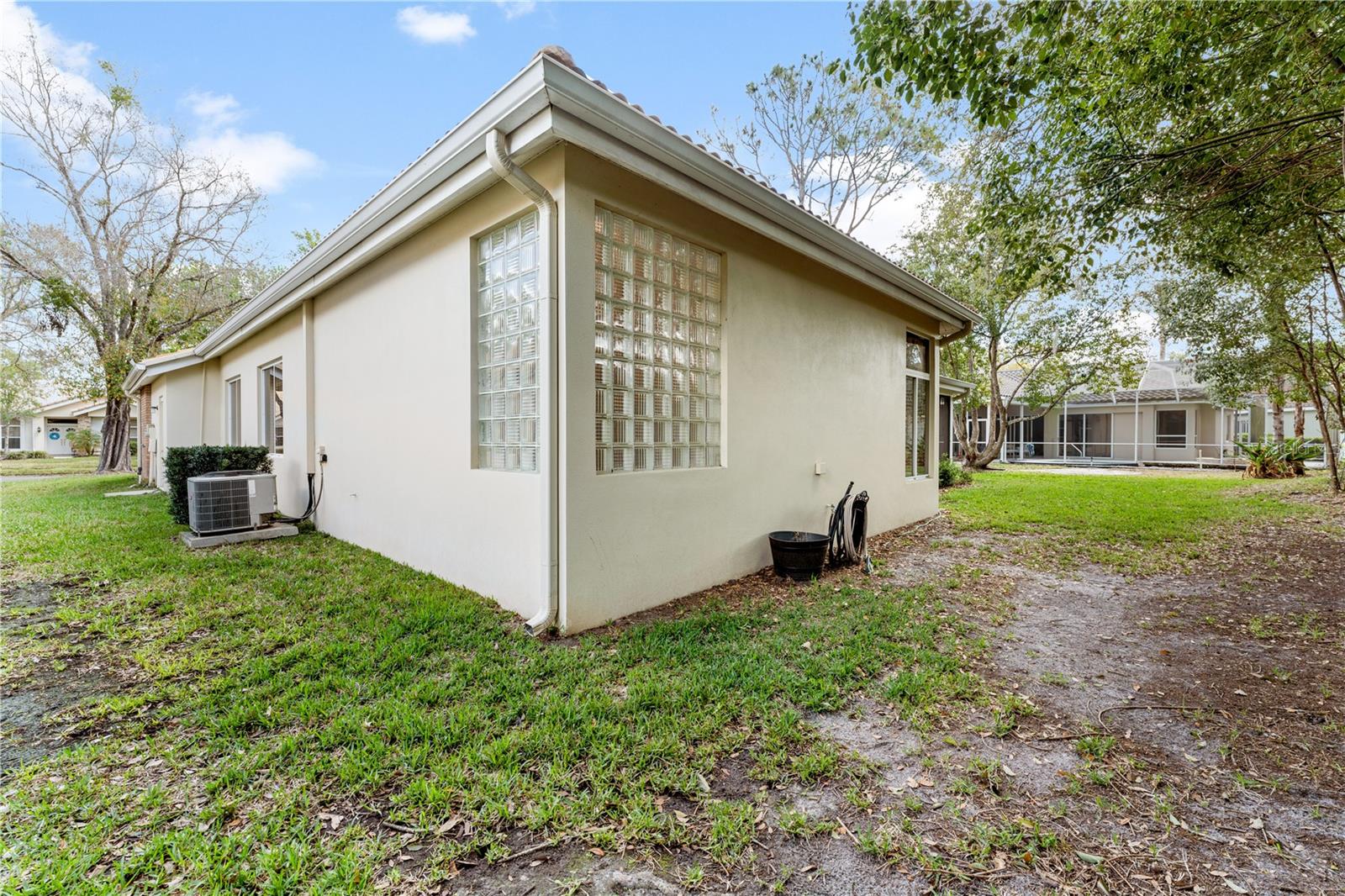 Image 59 of 98 For 17918 Holly Brook Drive