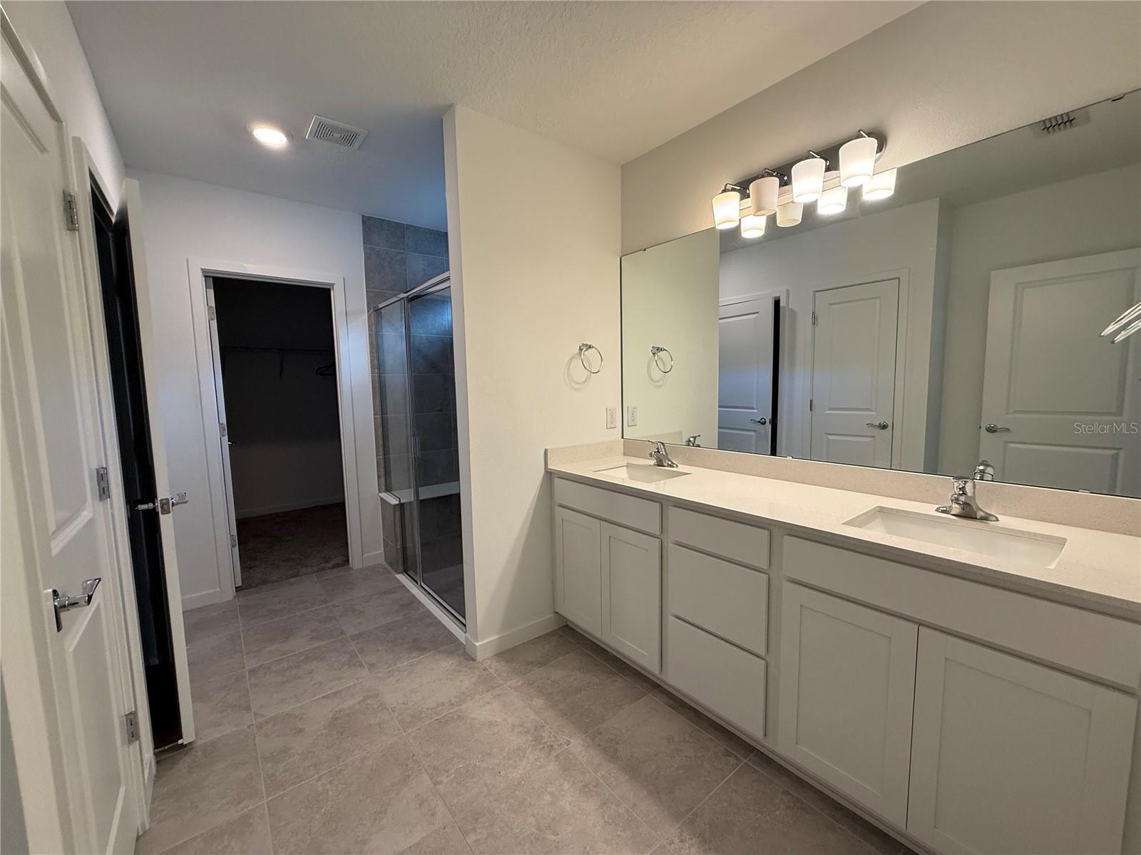 Image 9 of 21 For 6010 Hidden Branch Drive