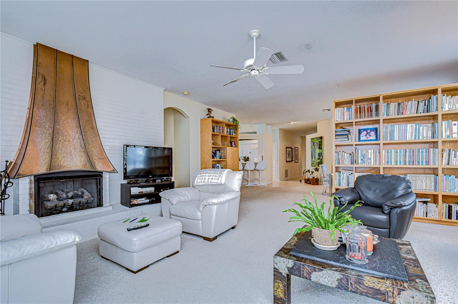 Image 15 of 38 For 2963 Hickory Grove Drive