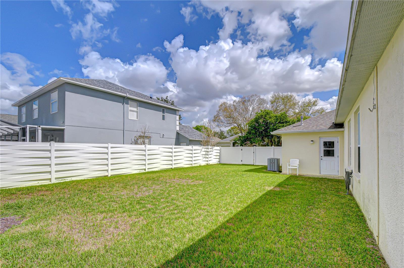 Image 28 of 38 For 2963 Hickory Grove Drive