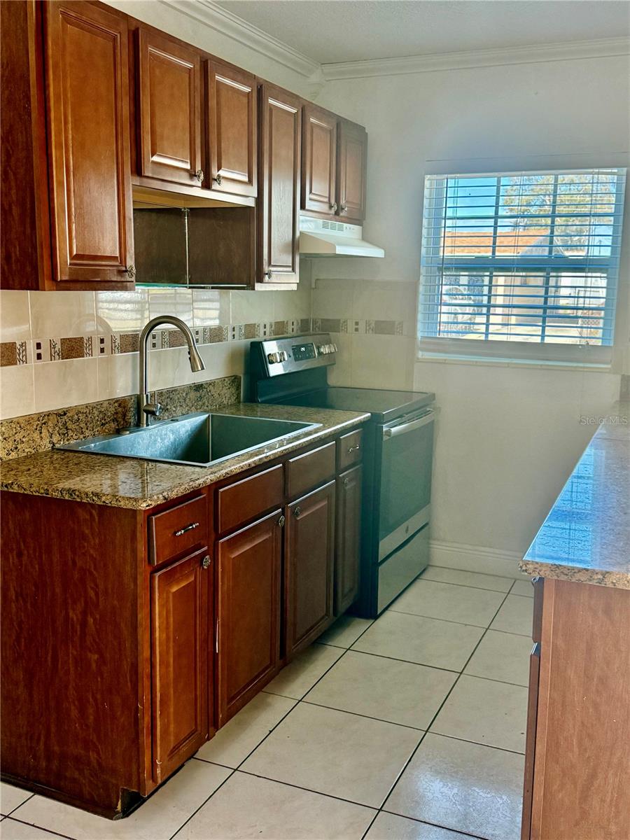 Image 6 of 31 For 4732 Eldorado Drive