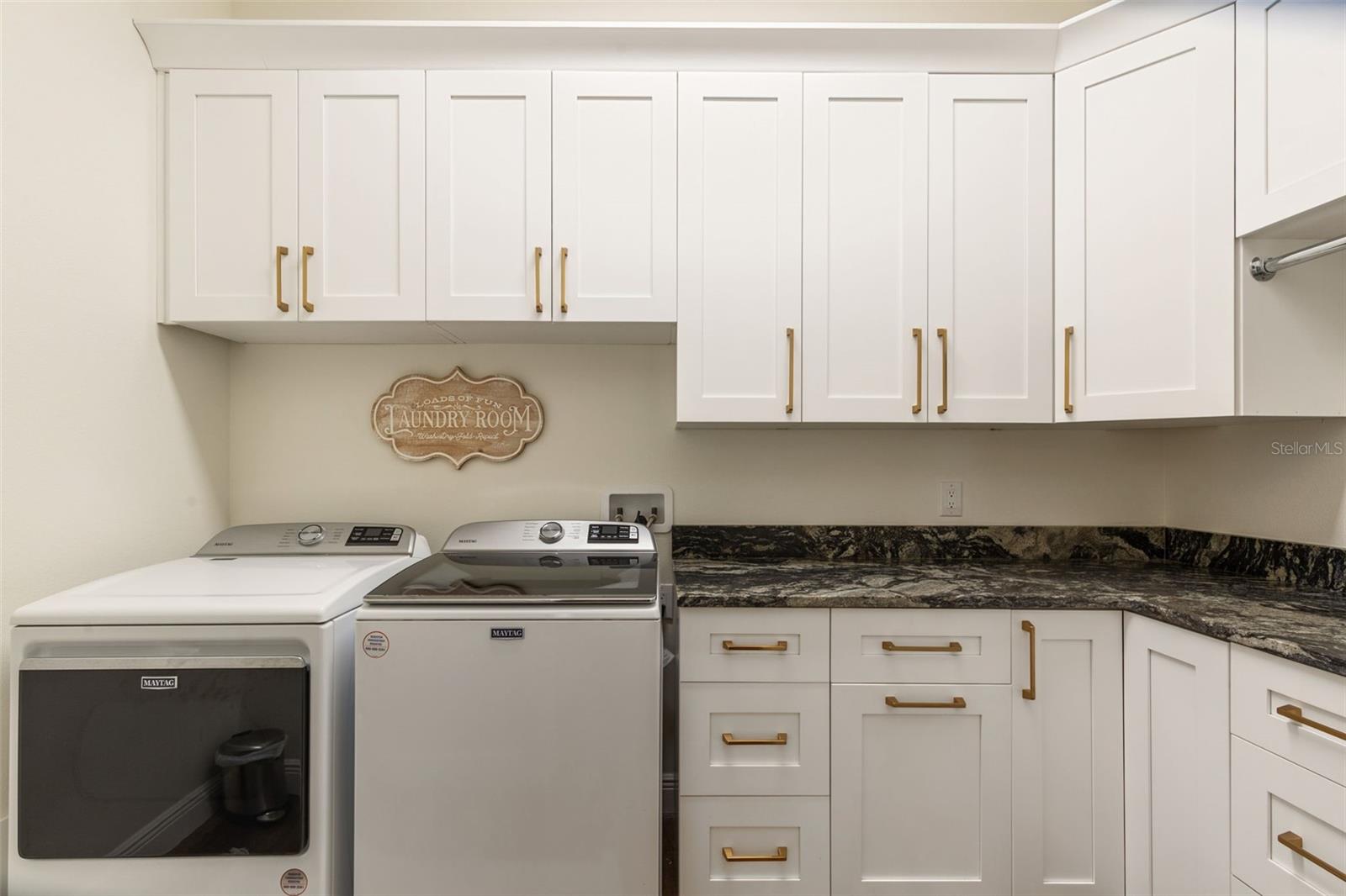 Image 26 of 35 For 6206 Five Acre Road