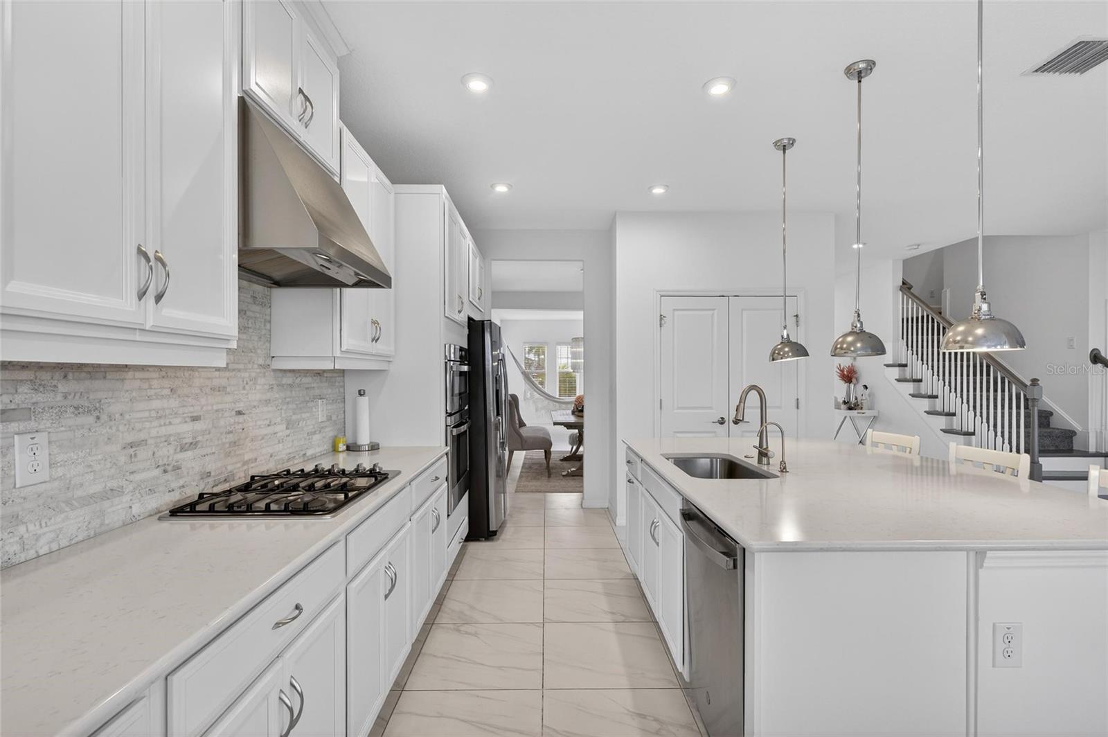 Image 11 of 80 For 5810 Fieldmoor Court