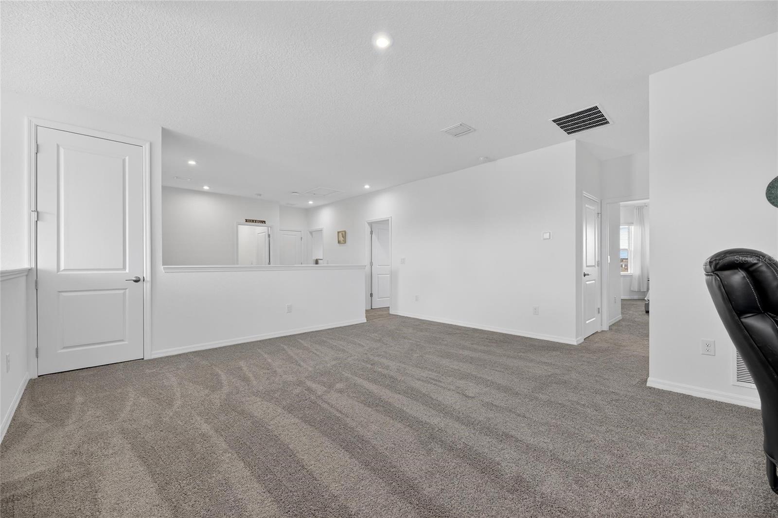 Image 32 of 80 For 5810 Fieldmoor Court