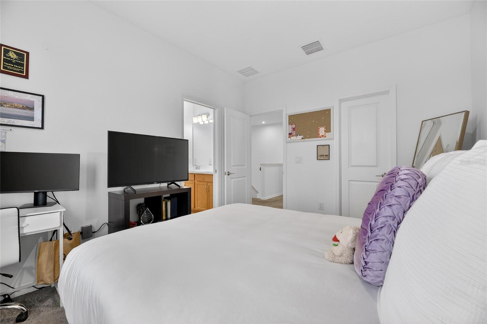 Image 46 of 80 For 5810 Fieldmoor Court