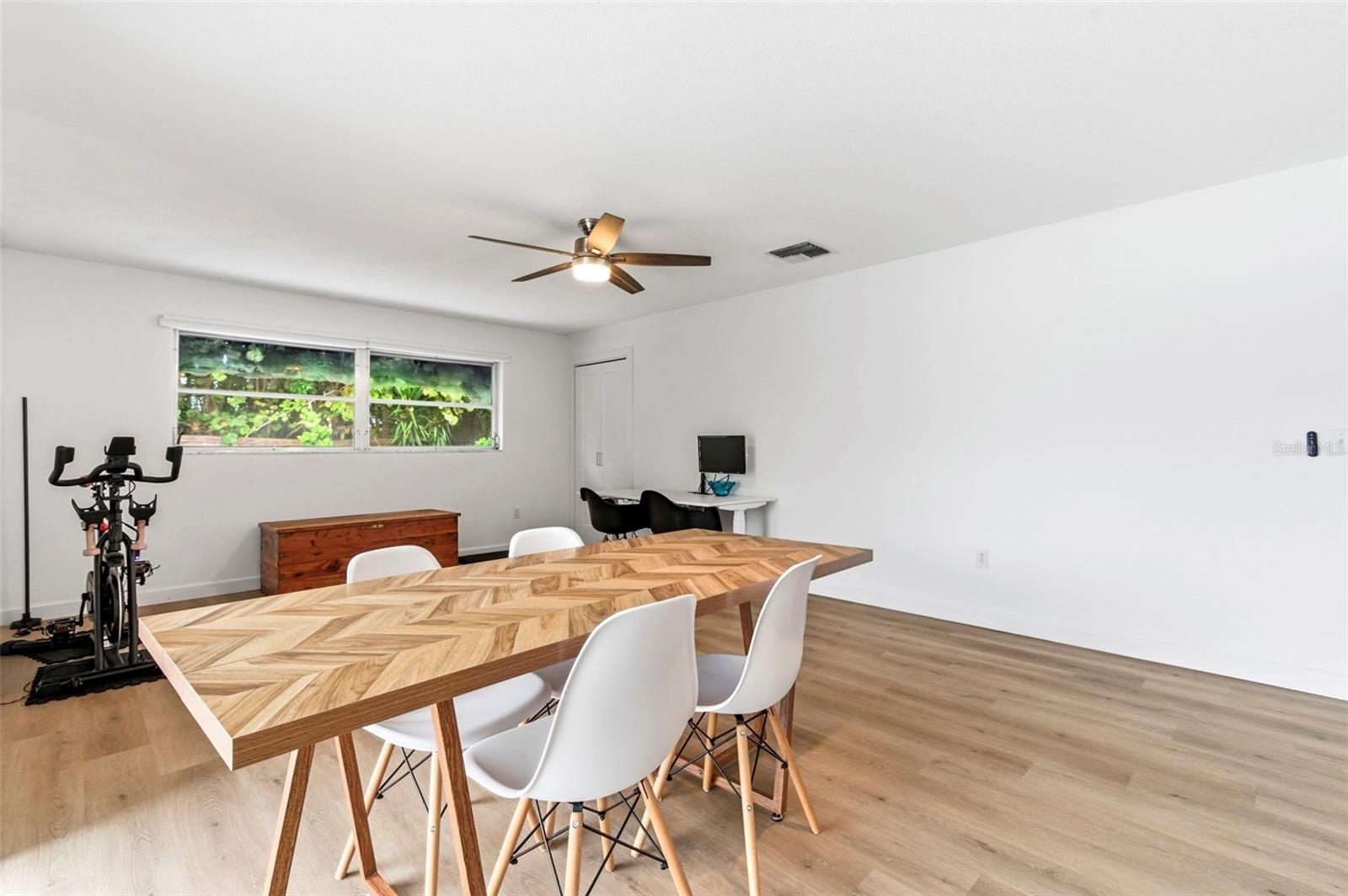 Image 15 of 39 For 4179 38th Way S