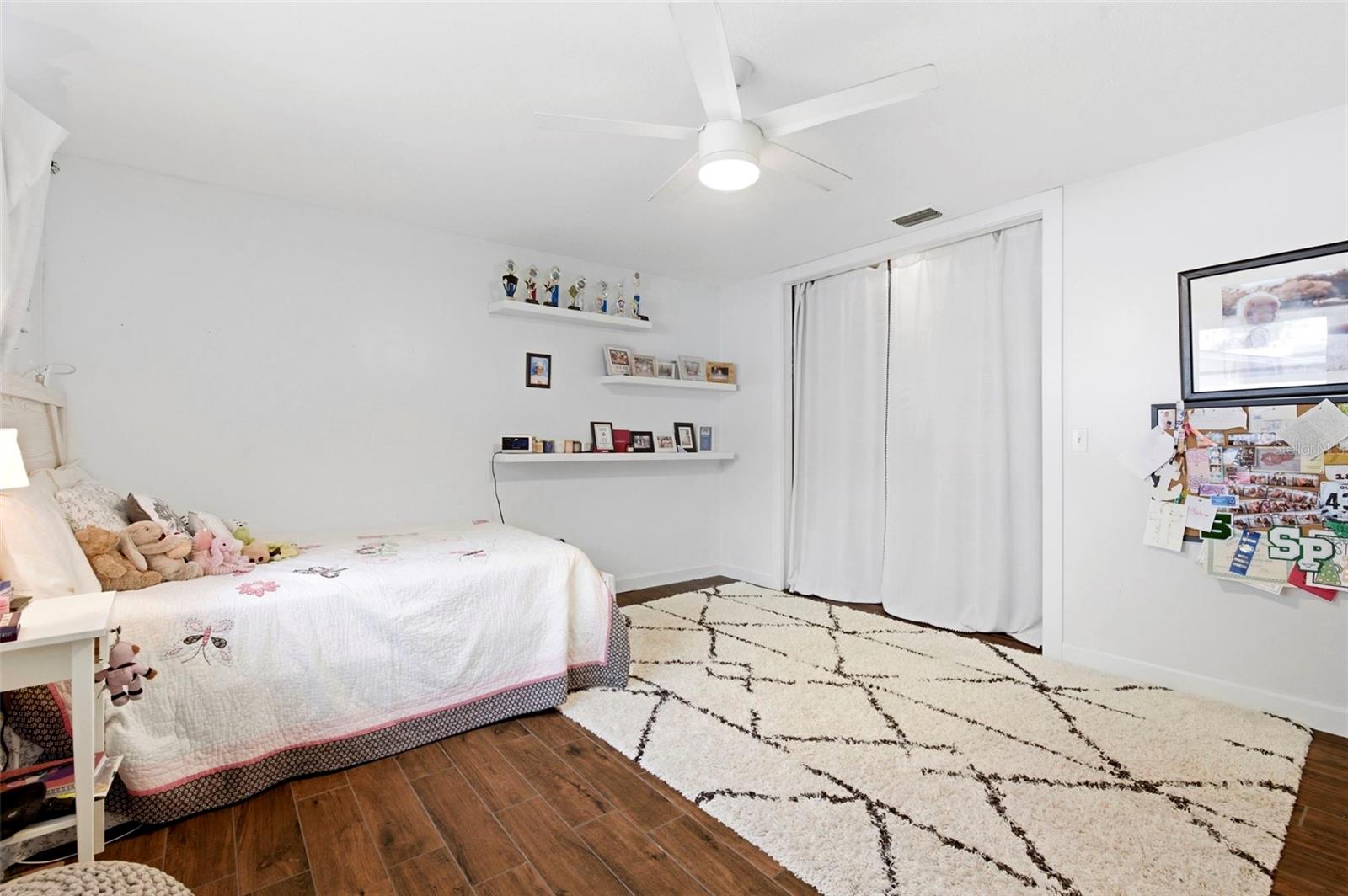 Image 17 of 39 For 4179 38th Way S