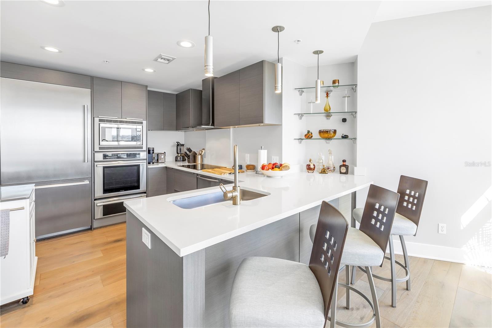 Image 11 of 42 For 175 1st Street S 1006