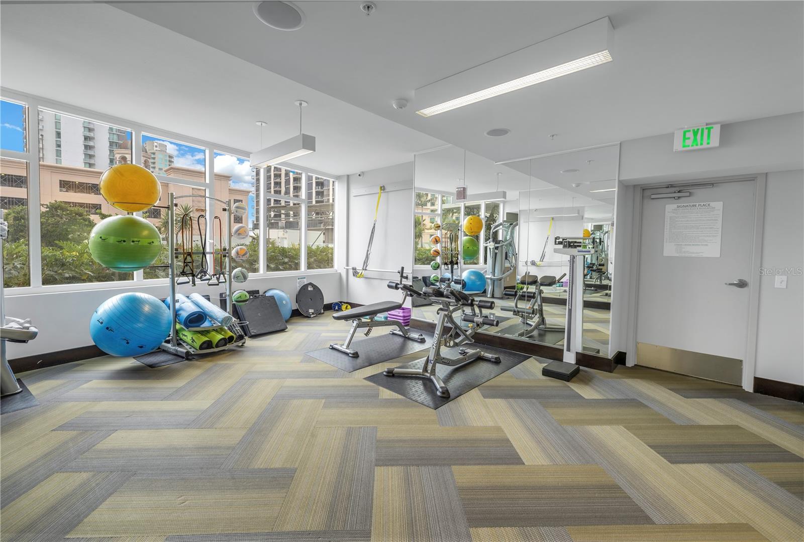 Image 35 of 42 For 175 1st Street S 1006