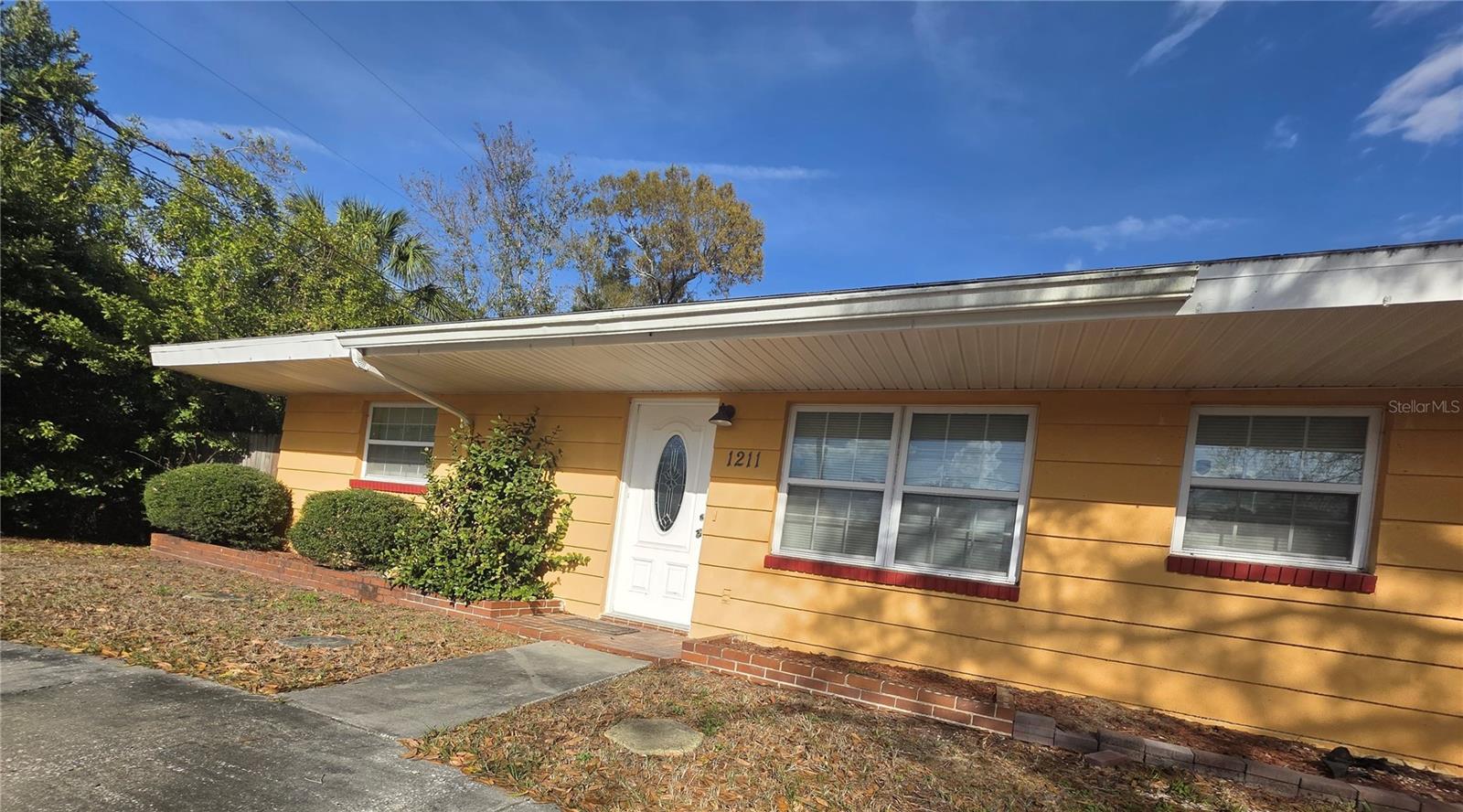 Details for 1211 Lake Drive, CLEARWATER, FL 33756