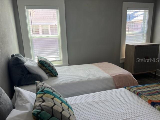 Image 16 of 23 For 1137 Highland Street S