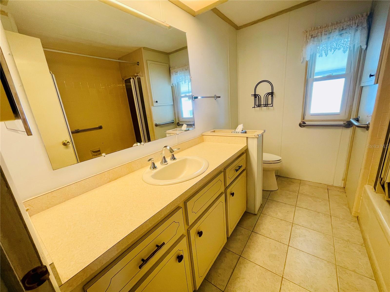 Image 13 of 25 For 159 Hickory Gate Drive