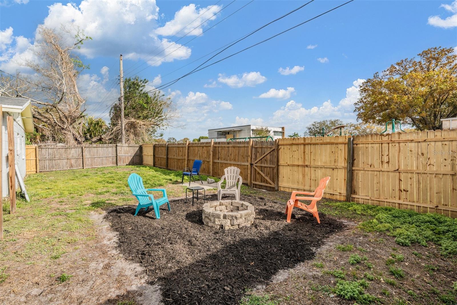 Image 26 of 33 For 5960 89th Avenue N