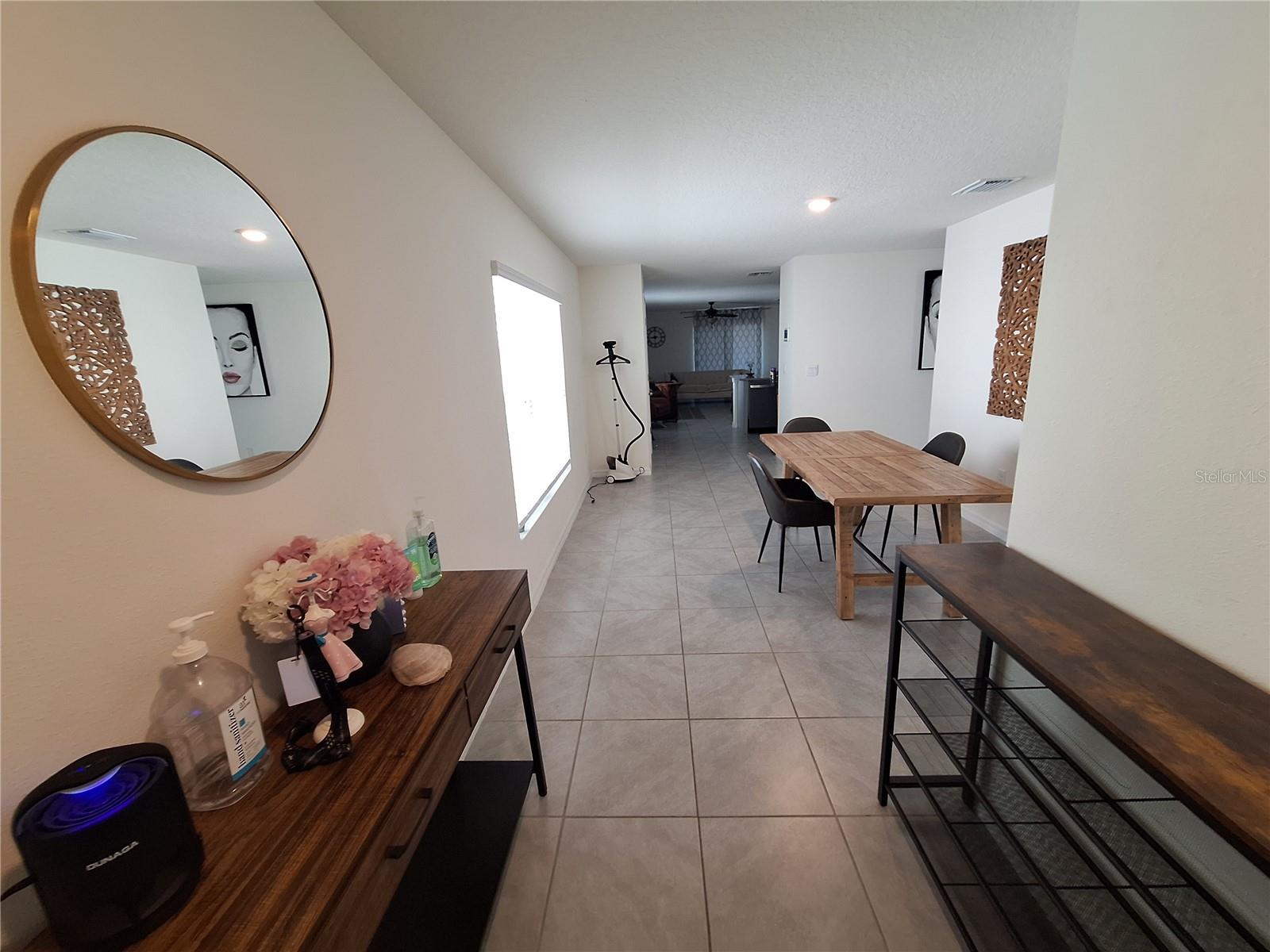 Image 2 of 10 For 511 Sunlit Coral Street