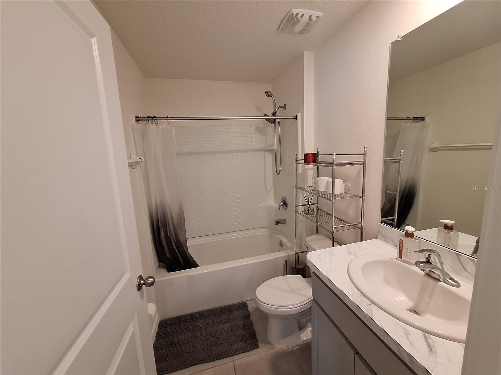 Image 5 of 10 For 511 Sunlit Coral Street